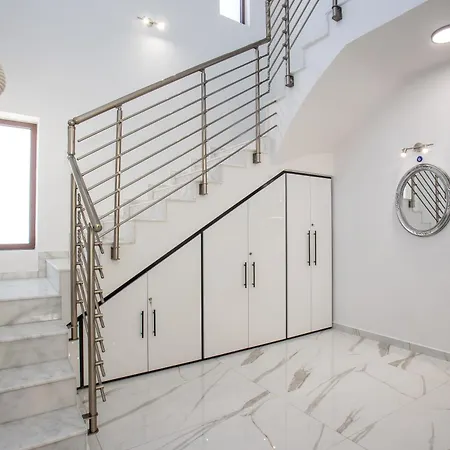 Oasis Luxury * Κοσκινού