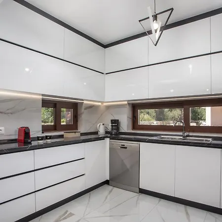 Oasis Luxury Koskinou