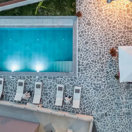 Oasis Luxury ヴィラ *