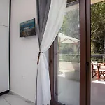 Oasis Luxury * Koskinou (Rhodes)