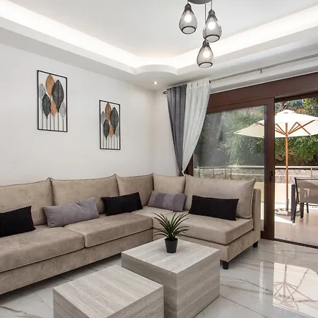 Oasis Luxury Villa