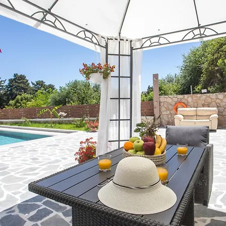 Villa Oasis Luxury *